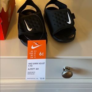 Nike toddler boys sandals, black